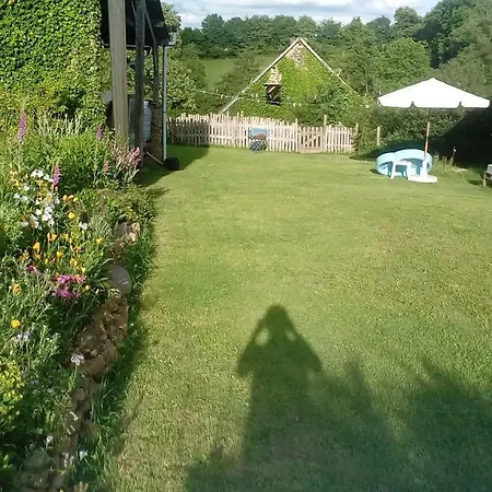 Ferienhaus Le Domaine Saint-Symphorien-des-Monts
