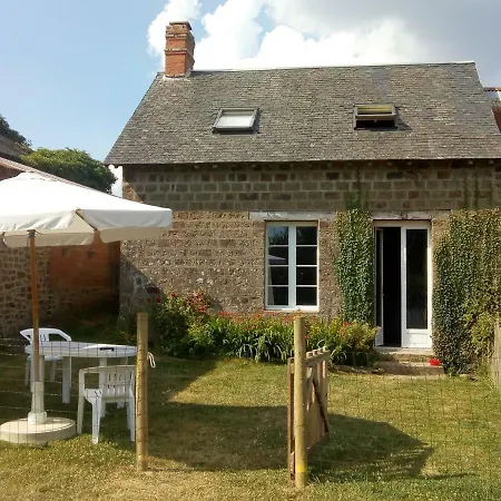 Holiday home Le Domaine Saint-Symphorien-des-Monts
